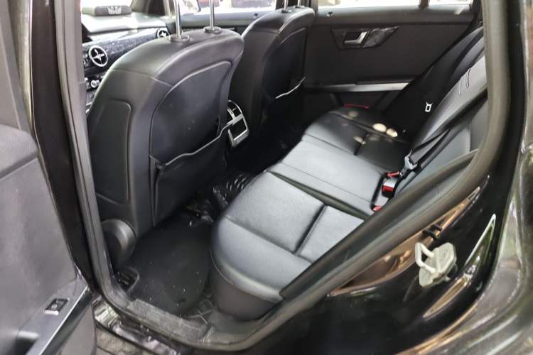 Used Mercedes-Benz GLK-Class 2013 GLK 300 4MATIC Dynamic Edition Left Rear Seat