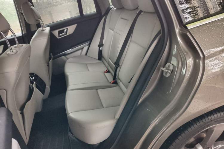 Used Mercedes-Benz GLK-Class 2013 GLK 300 4MATIC Dynamic Sunroof Model Left Rear Seat