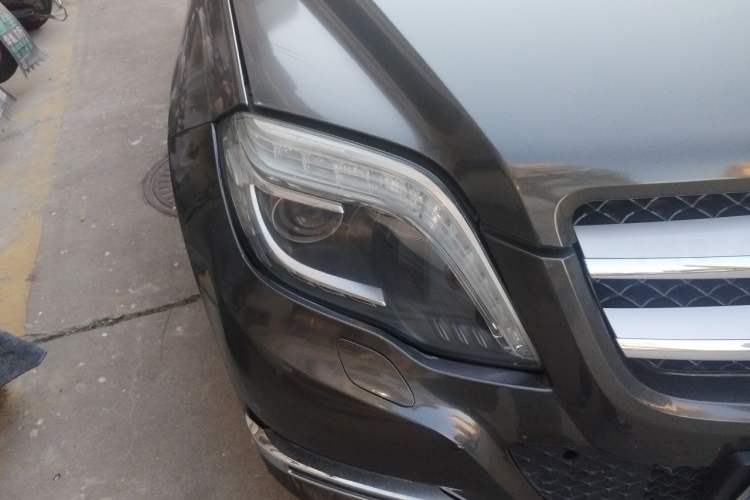 Used Mercedes-Benz GLK-Class 2013 GLK 300 4MATIC Luxury Model Right Front Headlight