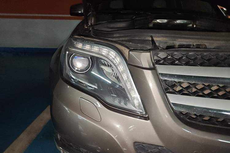 Used Mercedes-Benz GLK-Class 2013 Facelift GLK 300 4MATIC Fashion Edition Right Front Headlight