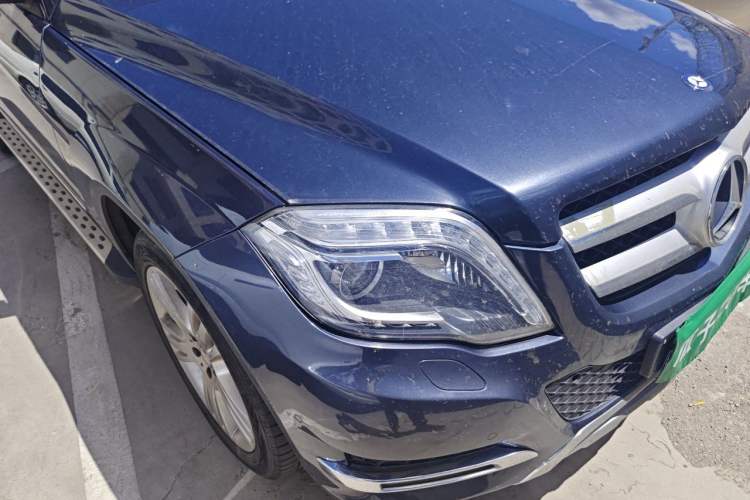 Used Mercedes-Benz GLK-Class 2013 GLK 300 4MATIC Fashion Model Right Front Headlight