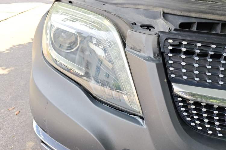 Used Mercedes-Benz GLK-Class 2013 GLK 300 4MATIC Dynamic Edition Right Front Headlight