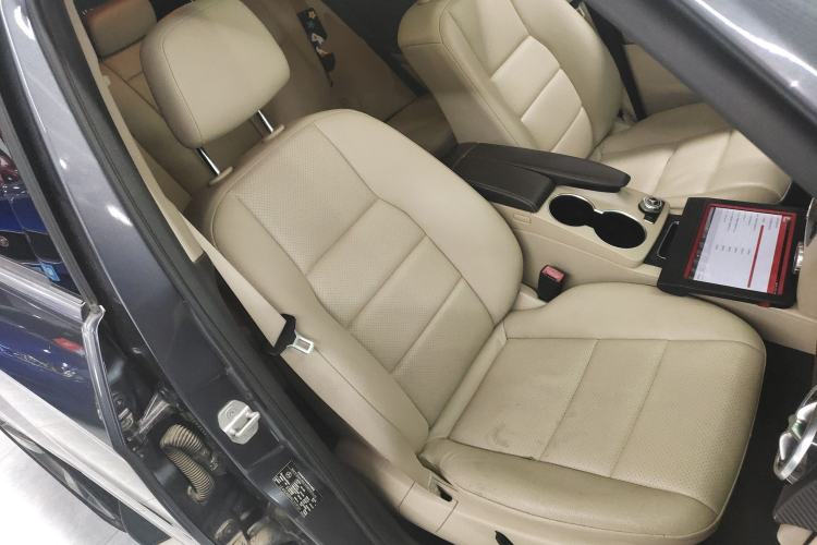 Used Mercedes-Benz GLK-Class 2013 GLK 300 4MATIC Dynamic Sunroof Model Right Front Seat