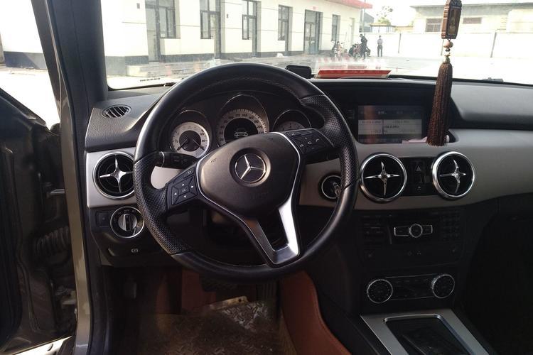 Used Mercedes-Benz GLK-Class 2013 GLK 300 4MATIC Dynamic Edition Steering Wheel