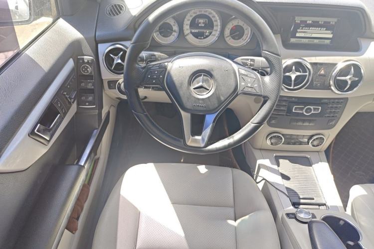 Used Mercedes-Benz GLK-Class 2013 GLK 300 4MATIC Fashion Model Steering Wheel
