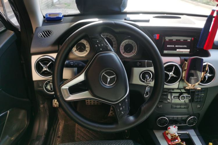 Used Mercedes-Benz GLK-Class 2013 GLK 300 4MATIC Dynamic Edition Steering Wheel