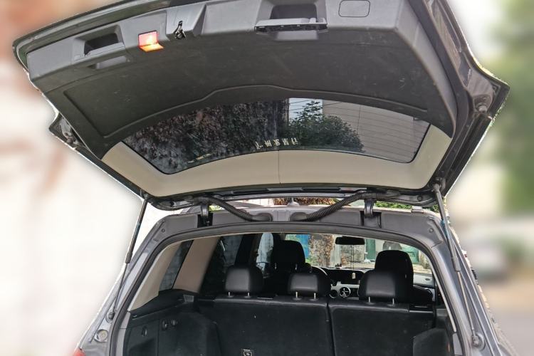 Used Mercedes-Benz GLK-Class 2013 GLK 300 4MATIC Dynamic Edition Trunk