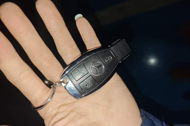 Used Mercedes-Benz GLK-Class 2013 Facelift GLK 300 4MATIC Fashion Edition Vehicle Key