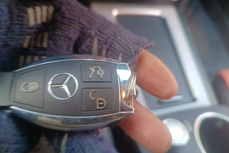 Used Mercedes-Benz GLK-Class 2013 Facelift GLK 300 4MATIC Fashion Edition Vehicle Key