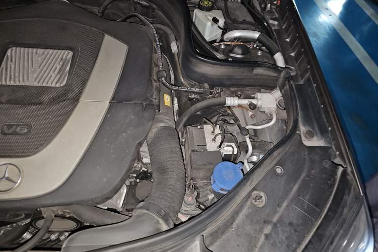 Used Mercedes-Benz GLK-Class 2013 GLK 300 4MATIC Dynamic Edition Engine Bay Left