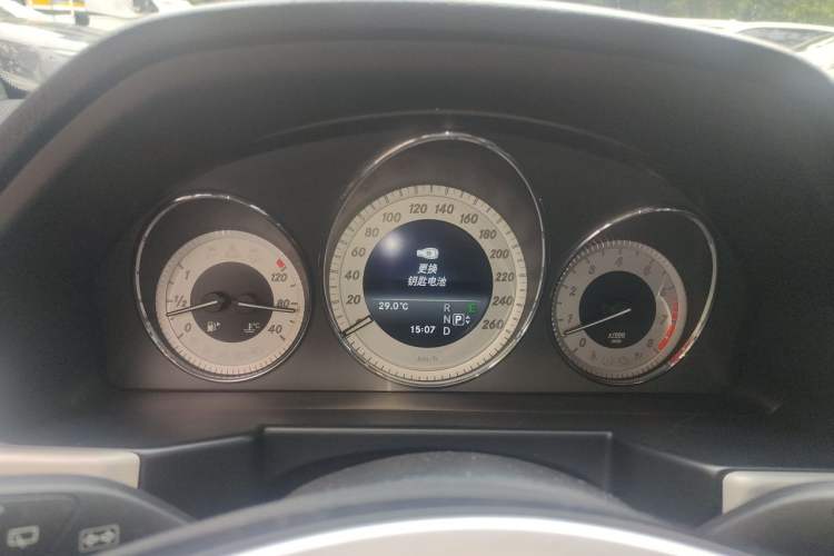 Used Mercedes-Benz GLK-Class 2013 Facelift GLK 300 4MATIC Fashion Edition Instrument Cluster