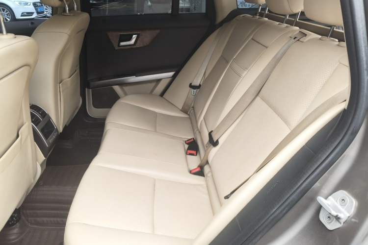 Used Mercedes-Benz GLK-Class 2013 Facelift GLK 300 4MATIC Fashion Edition Left Rear Seat