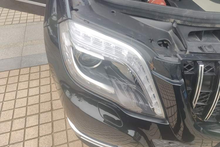 Used Mercedes-Benz GLK-Class 2013 Facelift GLK 300 4MATIC Fashion Edition Right Front Headlight