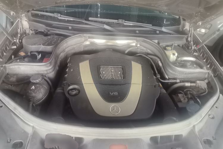 Used Mercedes-Benz GLK-Class 2013 GLK 300 4MATIC Dynamic Edition Engine Bay