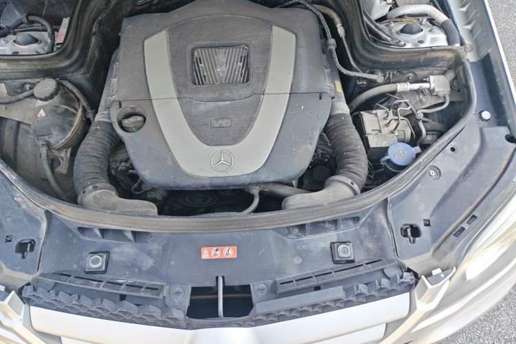 Used Mercedes-Benz GLK-Class 2013 GLK 300 4MATIC Dynamic Edition Engine Bay