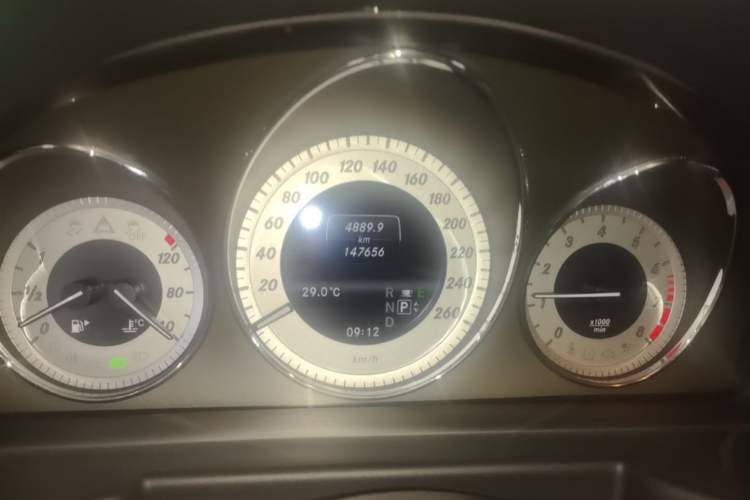 Used Mercedes-Benz GLK-Class 2013 GLK 300 4MATIC Dynamic Edition Instrument Cluster