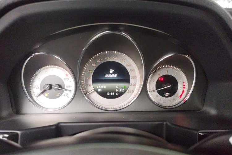 Used Mercedes-Benz GLK-Class 2013 Facelift GLK 300 4MATIC Luxury Edition Instrument Cluster