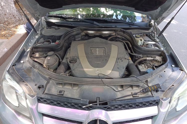 Used Mercedes-Benz GLK-Class 2013 Facelift GLK 300 4MATIC Fashion Edition Engine Bay