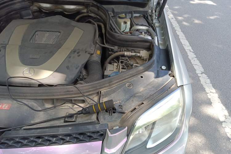Used Mercedes-Benz GLK-Class 2013 Facelift GLK 300 4MATIC Fashion Edition Engine Bay Left