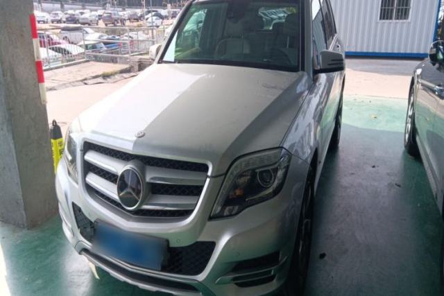 Used Mercedes-Benz GLK-Class 2013 GLK 300 4MATIC Dynamic Sunroof Model