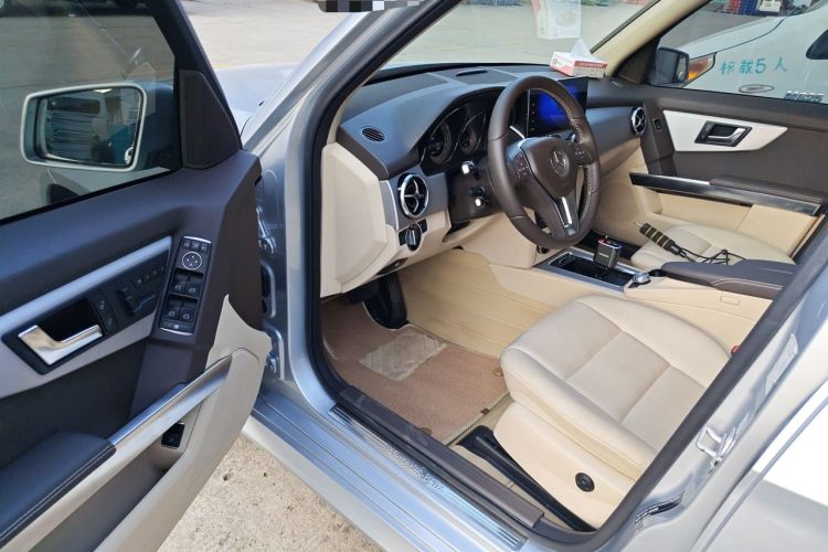 Used Mercedes-Benz GLK-Class 2013 GLK 300 4MATIC Dynamic Sunroof Model Driver Seat
