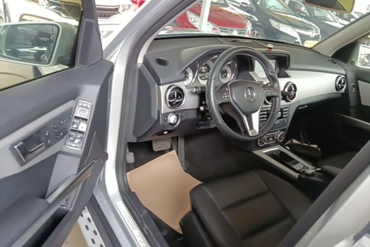 Used Mercedes-Benz GLK-Class 2013 GLK 300 4MATIC Dynamic Sunroof Model Driver Seat