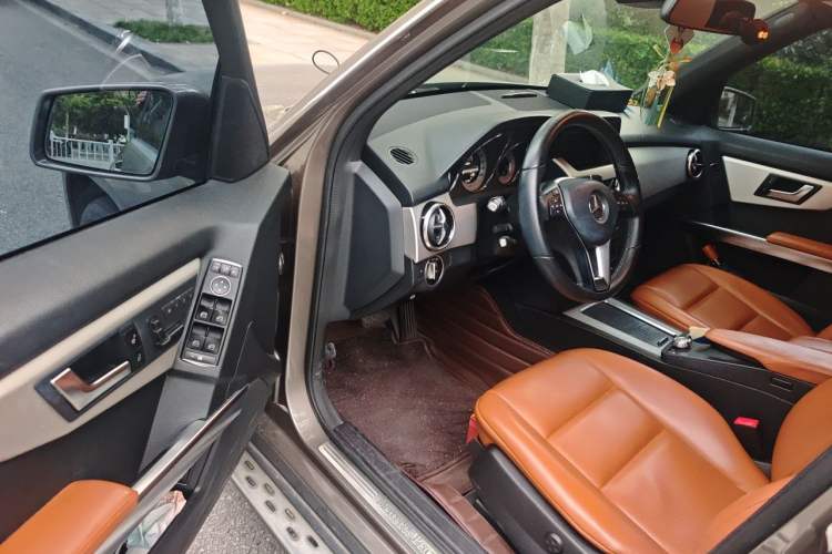 Used Mercedes-Benz GLK-Class 2013 GLK 300 4MATIC Fashion Model Driver Seat