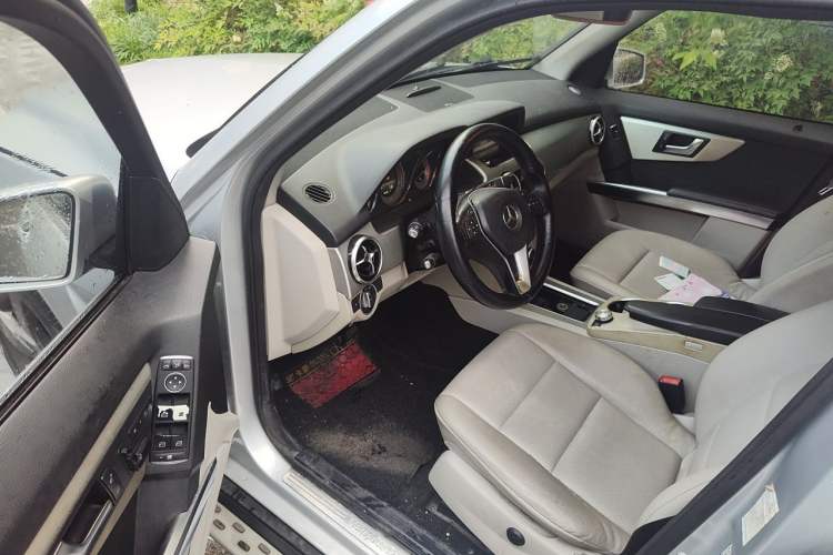 Used Mercedes-Benz GLK-Class 2013 Facelift GLK 300 4MATIC Fashion Edition Driver Seat