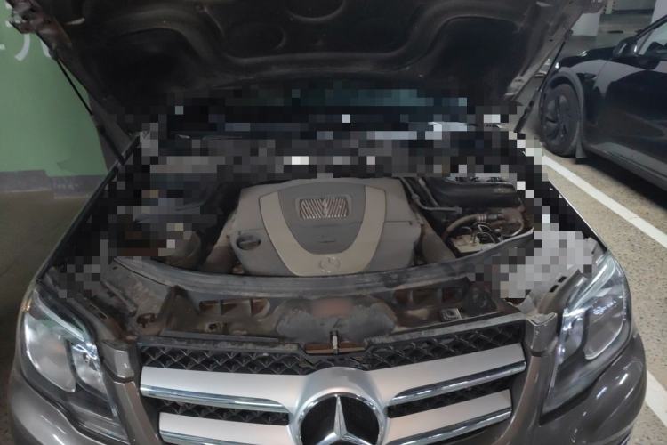 Used Mercedes-Benz GLK-Class 2013 GLK 300 4MATIC Dynamic Sunroof Model Engine Bay
