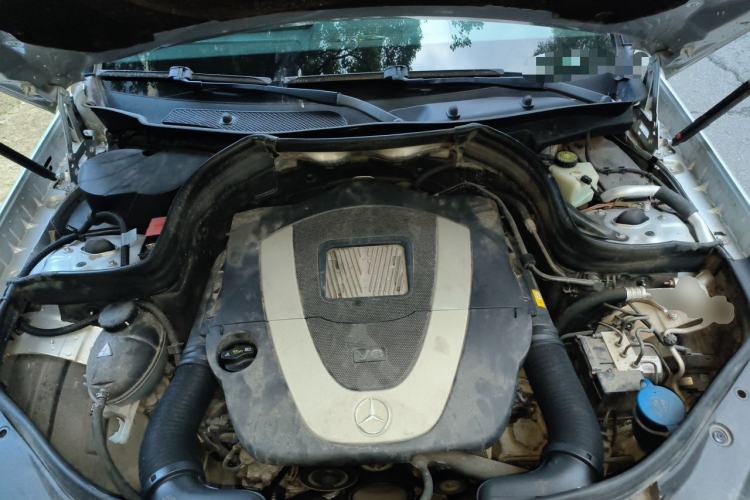 Used Mercedes-Benz GLK-Class 2013 Facelift GLK 300 4MATIC Fashion Edition Engine Bay