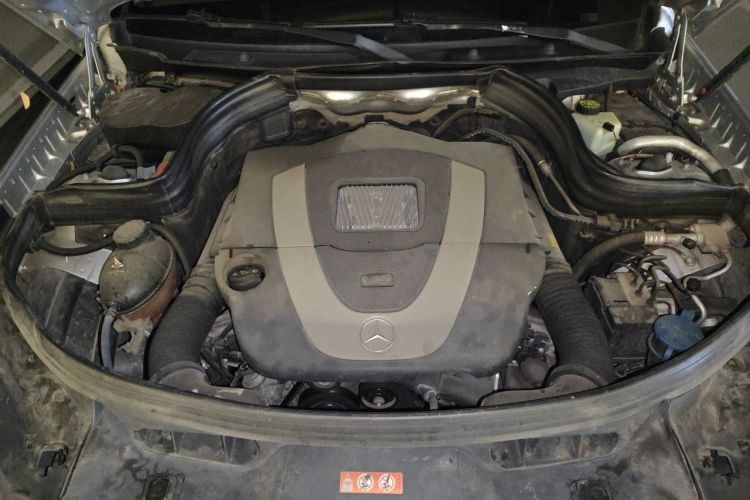 Used Mercedes-Benz GLK-Class 2013 GLK 300 4MATIC Dynamic Edition Engine Bay