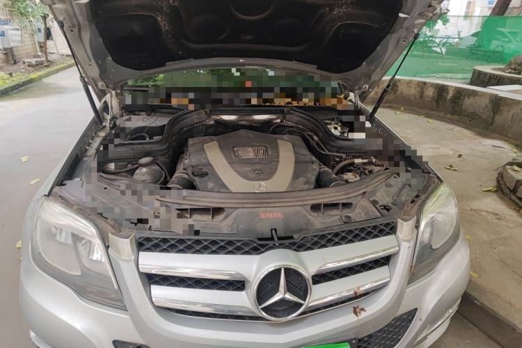 Used Mercedes-Benz GLK-Class 2013 GLK 300 4MATIC Dynamic Sunroof Model Engine Bay