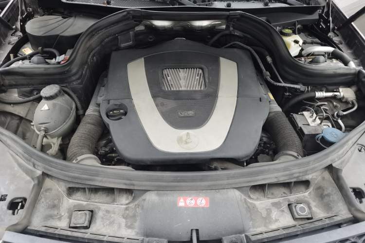 Used Mercedes-Benz GLK-Class 2013 GLK 300 4MATIC Dynamic Edition Engine Bay