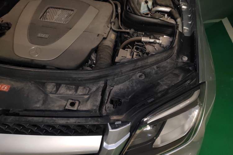 Used Mercedes-Benz GLK-Class 2013 GLK 300 4MATIC Dynamic Edition Engine Bay Left