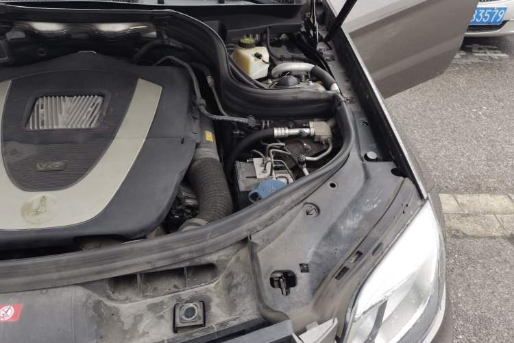 Used Mercedes-Benz GLK-Class 2013 GLK 300 4MATIC Dynamic Edition Engine Bay Left