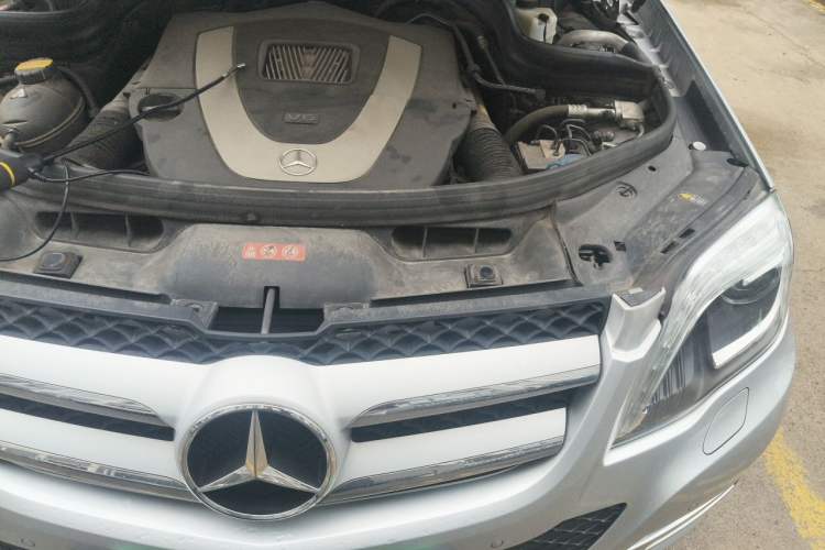 Used Mercedes-Benz GLK-Class 2013 GLK 300 4MATIC Fashion Model Engine Bay Left