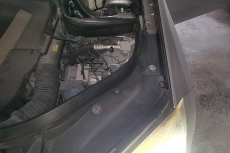 Used Mercedes-Benz GLK-Class 2013 GLK 300 4MATIC Dynamic Edition Engine Bay Left