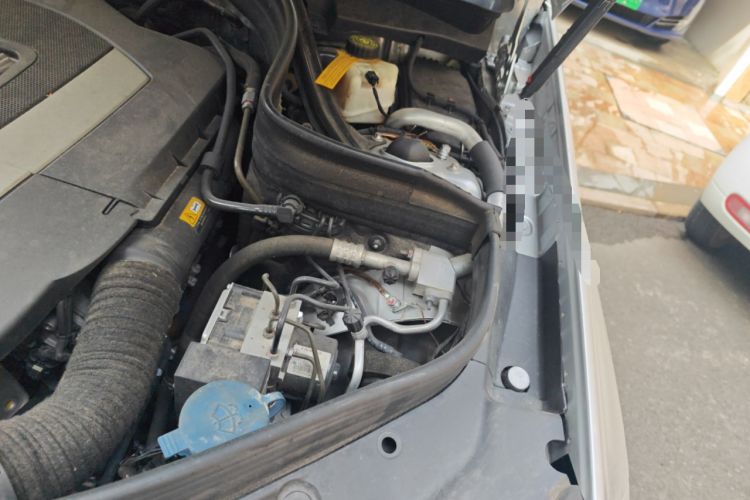 Used Mercedes-Benz GLK-Class 2013 GLK 300 4MATIC Dynamic Sunroof Model Engine Bay Left