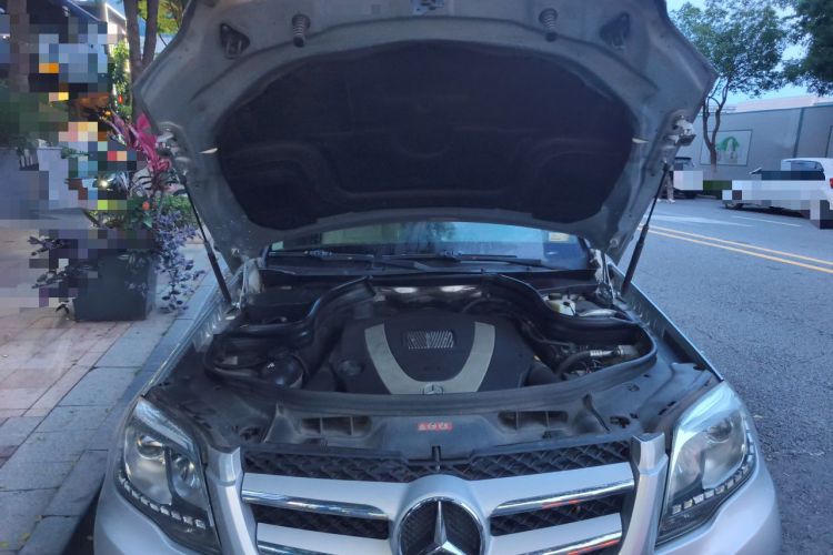 Used Mercedes-Benz GLK-Class 2013 GLK 300 4MATIC Dynamic Sunroof Model Engine Bay