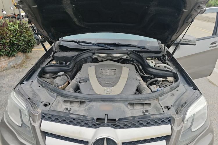 Used Mercedes-Benz GLK-Class 2013 GLK 300 4MATIC Dynamic Edition Engine Bay