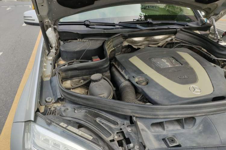 Used Mercedes-Benz GLK-Class 2013 GLK 300 4MATIC Fashion Model Engine Bay Right