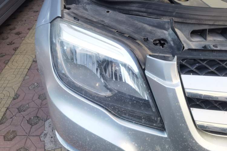 Used Mercedes-Benz GLK-Class 2013 GLK 300 4MATIC Dynamic Sunroof Model Engine Bay Right