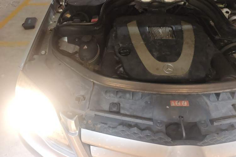 Used Mercedes-Benz GLK-Class 2013 GLK 300 4MATIC Dynamic Edition Engine Bay Right