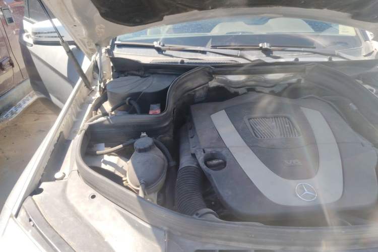 Used Mercedes-Benz GLK-Class 2013 GLK 300 4MATIC Dynamic Edition Engine Bay Right