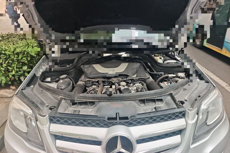Used Mercedes-Benz GLK-Class 2013 GLK 300 4MATIC Dynamic Sunroof Model Engine Bay
