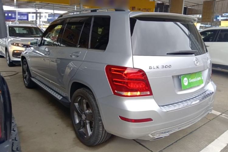 Used Mercedes-Benz GLK-Class 2013 GLK 300 4MATIC Dynamic Sunroof Model Exterior 2