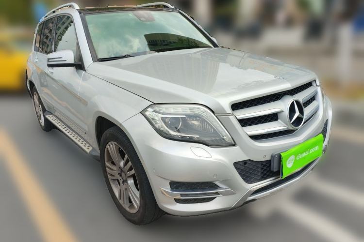 Used Mercedes-Benz GLK-Class 2013 GLK 300 4MATIC Fashion Model Front Right 45 Deg