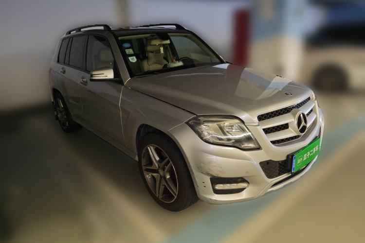 Used Mercedes-Benz GLK-Class 2013 GLK 300 4MATIC Dynamic Edition Front Right 45 Deg