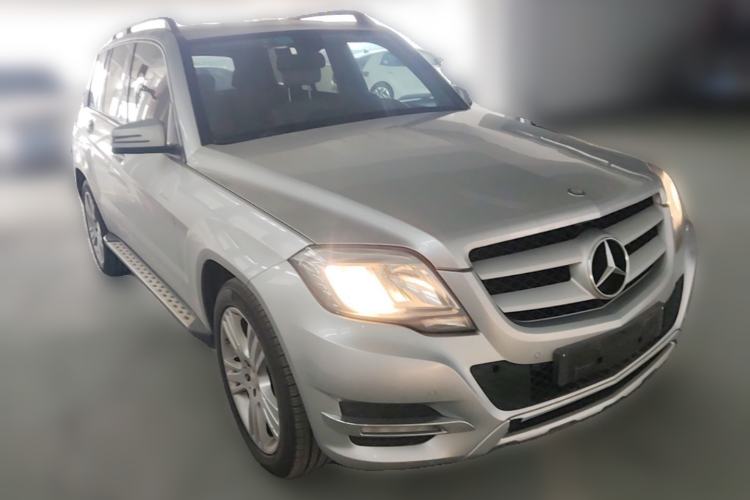 Used Mercedes-Benz GLK-Class 2013 GLK 300 4MATIC Dynamic Edition Front Right 45 Deg