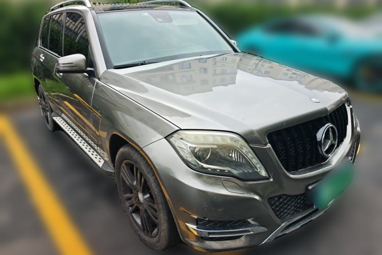 Used Mercedes-Benz GLK-Class 2013 GLK 300 4MATIC Fashion Model Front Right 45 Deg